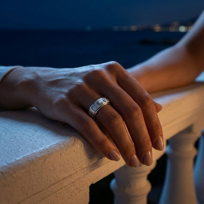 Solea Luna Spinner Ring