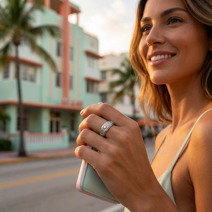 Solea Luna Spinner Ring