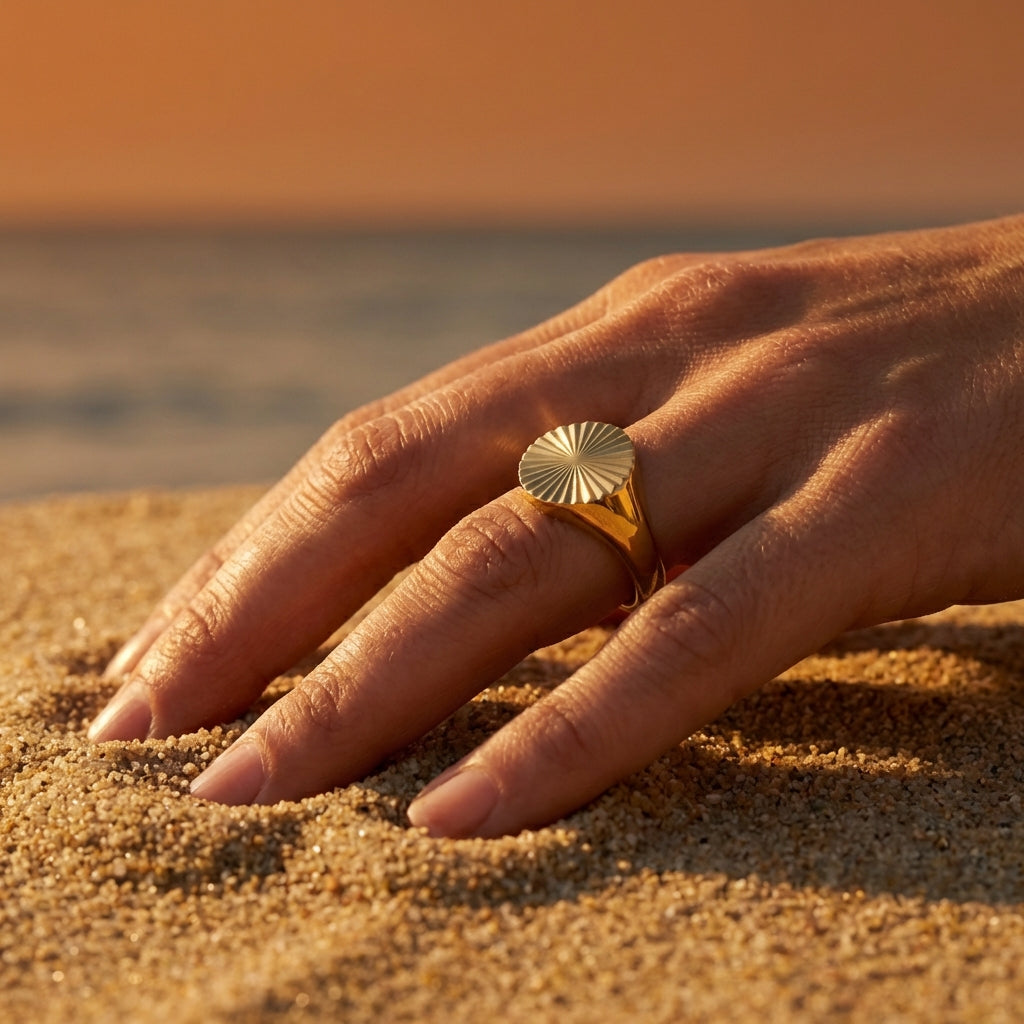 Solea Signet Ring