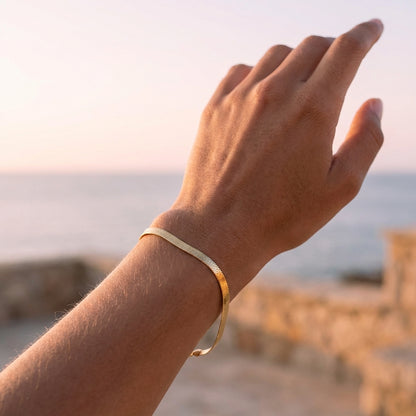 Arden Gold Flow Bracelet